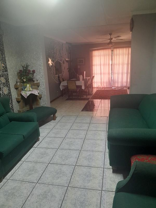3 Bedroom Property for Sale in Cloetesville Western Cape